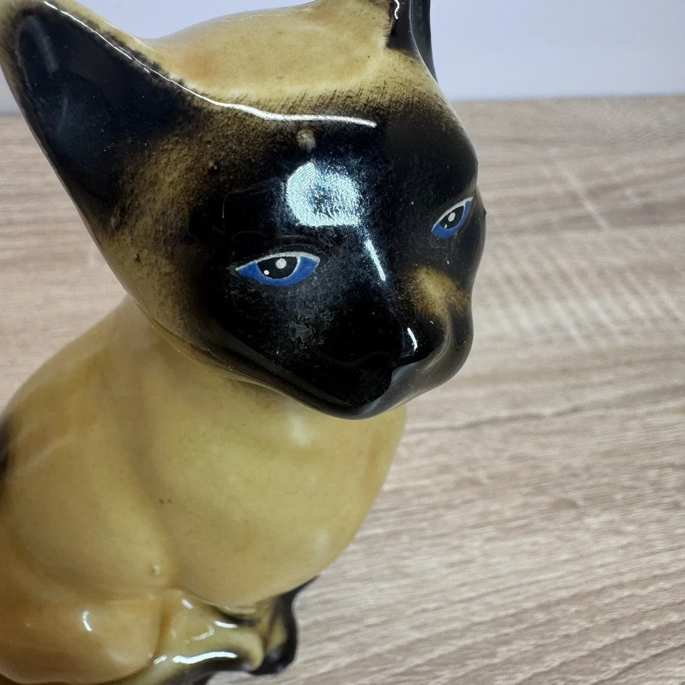 Vintage Made in Brazil Siamese Cat Ceramic Figurine Blue Eyes 7